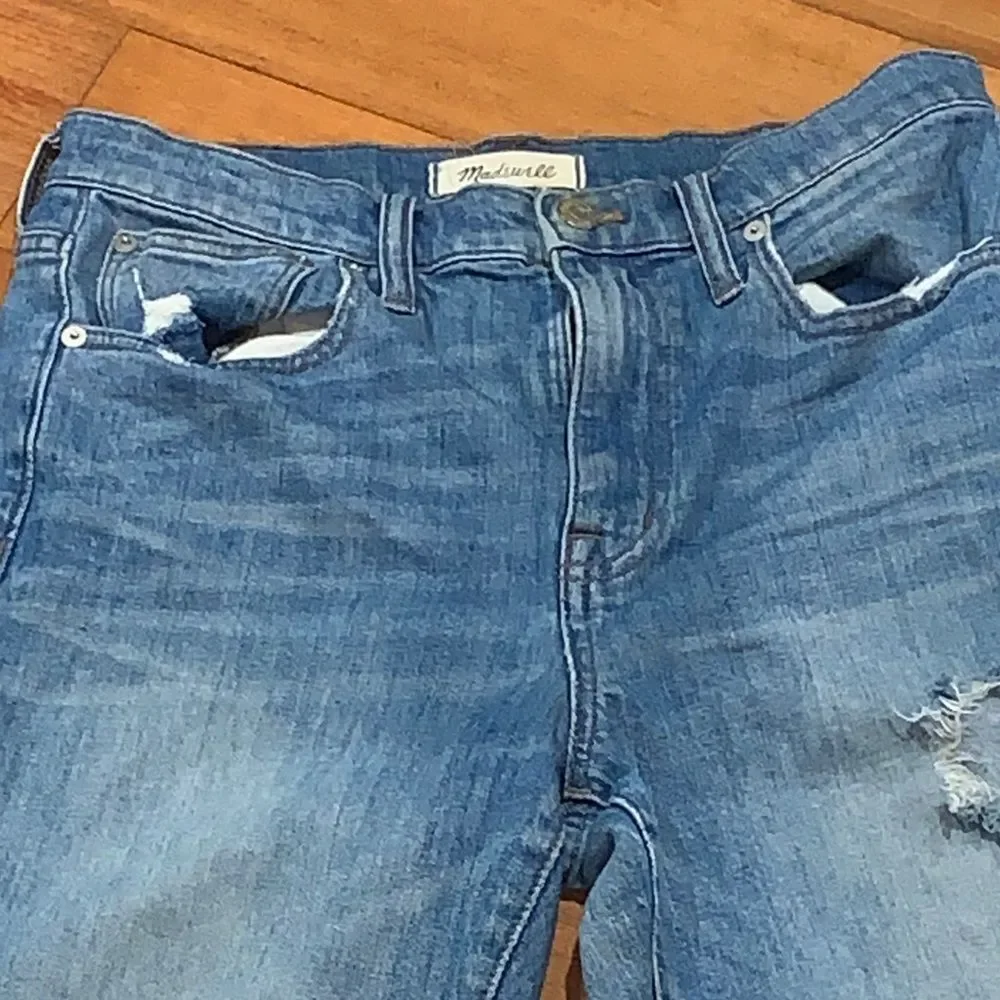 Madewell Classic Distressed Blue Ankle Jeans size 27